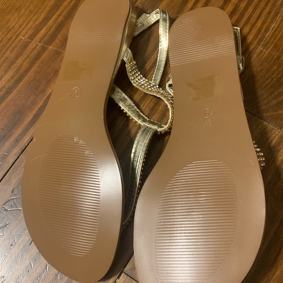NWOT Golden Sandals - Picture 3 of 3